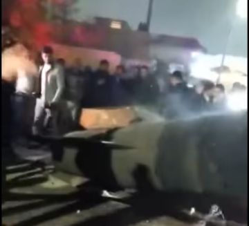 الأمن: ما زال البعض يصر على تعريض حياته وحياة الآخرين للخطر وإعاقة عمل الأجهزة المعنية عاجل الأمن: ما زال البعض يصر على تعريض حياته وحياة الآخرين للخطر وإعاقة عمل الأجهزة المعنية عاجل