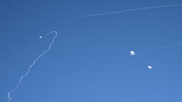 دوي انفجارات في تل أبيب بعد إنذار من إطلاق صواريخ على وسط إسرائيل