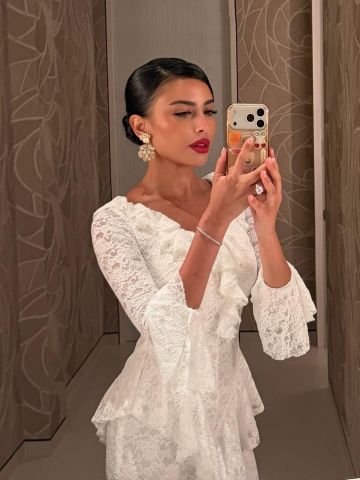 المصممة وعارضة الأزياء السعودية لما العقيل بيوم ميلادها