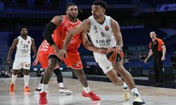 إسبانيا .. متظاهرون يرفضون تواجد فريق كرة سلة من إسرائيل