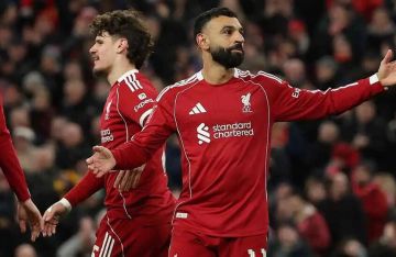  اختفى الكارهون فجأة .. ردود أفعال جماهير ليفربول على أداء محمد صلاح أمام ولفرهامبتون (صور)