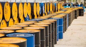 المركز الوطني للأمن وإدارة الأزمات يحذر من مخاطر تخزين الوقود في المنازل المركز الوطني للأمن وإدارة الأزمات يحذر من مخاطر تخزين الوقود في المنازل