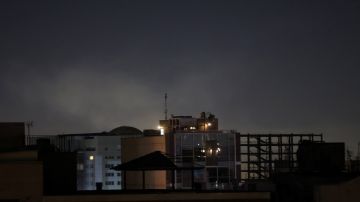 رويترز: إيرانيون يحتفلون في طهران ومدن أخرى بعد إعلان ترامب مقتل خامنئي رويترز: إيرانيون يحتفلون في طهران ومدن أخرى بعد إعلان ترامب مقتل خامنئي