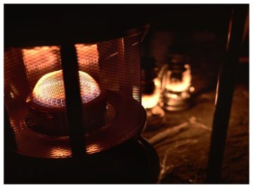 إصابة خمسة أشخاص من عائلة واحدة بحروق في محافظة العاصمة