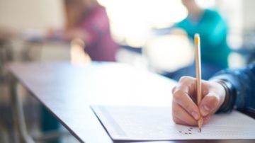 الموافقة على عقد دورة أخيرة لامتحان الشامل في تموز لطلبة البلقاء التطبيقية الموافقة على عقد دورة أخيرة لامتحان الشامل في تموز لطلبة البلقاء التطبيقية