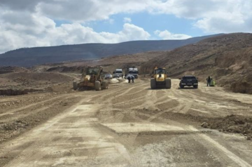 بعد تضرره من السيول .. إعادة فتح تحويلة طريق الطفيلة-الكرك بعد تضرره من السيول .. إعادة فتح تحويلة طريق الطفيلة-الكرك