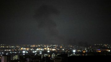 انفجارات وانقطاع للكهرباء في طهران .. وإيران تجدد هجومها على إسرائيل انفجارات وانقطاع للكهرباء في طهران .. وإيران تجدد هجومها على إسرائيل