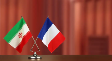 فرنسا تبلغ طهران رفضها للضربات الإيرانية على دول الخليج فرنسا تبلغ طهران رفضها للضربات الإيرانية على دول الخليج