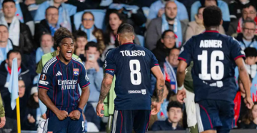 يتجاهلون عزيمته القوية .. أسطورة فرنسا يدافع عن إندريك بعد موجة غضب عارمة