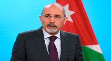 الصفدي يبحث مع نظرائه في بروناي وسنغافورة وإستونيا تداعيات التصعيد في المنطقة وسبل استعادة التهدئة الصفدي يبحث مع نظرائه في بروناي وسنغافورة وإستونيا تداعيات التصعيد في المنطقة وسبل استعادة التهدئة