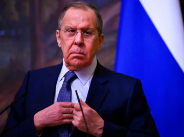 لافروف: أحد أهداف الحرب على إيران دق إسفين بينها ودول الخليج لافروف: أحد أهداف الحرب على إيران دق إسفين بينها ودول الخليج