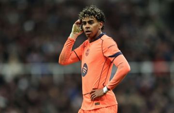 لامين جمال يغيب بشكل مفاجئ عن مران برشلونة