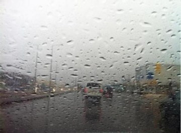 استمرار تأثير بقايا الكتلة الباردة مع انخفاض فرص هطول الأمطار