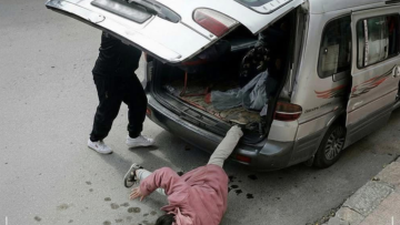 القبض على سائق اعتدى على طفلة بعد تحديد مكان تواجده القبض على سائق اعتدى على طفلة بعد تحديد مكان تواجده