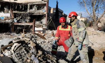 مقتل 12 شخصا بهجمات أمريكية إسرائيلية على تبريز ولوريستان مقتل 12 شخصا بهجمات أمريكية إسرائيلية على تبريز ولوريستان