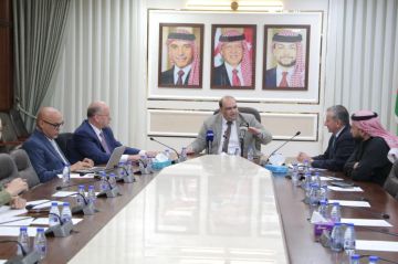 الريادة النيابية تبحث تطوير تخصصات تكنولوجيا المعلومات الريادة النيابية تبحث تطوير تخصصات تكنولوجيا المعلومات