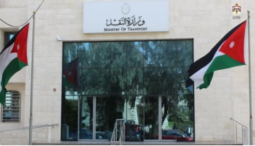 وزير النقل يلتقي أصحاب شاحنات ويؤكد دعم القطاع وتعزيز أعماله وزير النقل يلتقي أصحاب شاحنات ويؤكد دعم القطاع وتعزيز أعماله