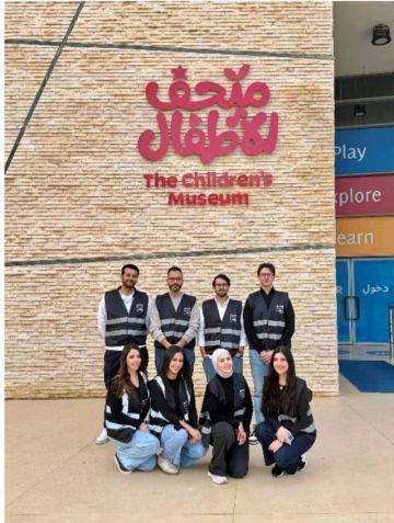 موظفو بنك القاهرة عمان يرعون برنامج الإفطار الرمضاني الخيري في متحف الأطفال موظفو بنك القاهرة عمان يرعون برنامج الإفطار الرمضاني الخيري في متحف الأطفال