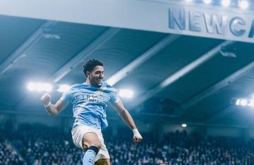 رد فعل غوارديولا على تألق عمر مرموش أمام نيوكاسل (فيديو)