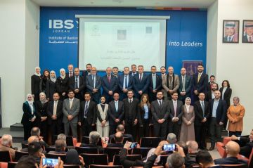 جامعة البلقاء التطبيقية تحصد الجائزة الأولى في جوائز صندوق الحسين للإبداع والتفوق جامعة البلقاء التطبيقية تحصد الجائزة الأولى في جوائز صندوق الحسين للإبداع والتفوق