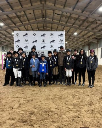 نادي الجواد العربي يختتم بطولة تحضيرية للفرسان الواعدين في صالة الياسمين نادي الجواد العربي يختتم بطولة تحضيرية للفرسان الواعدين في صالة الياسمين