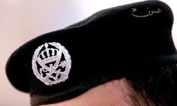 أبناء سليمان عويدات يتبرأون من فعل يزن ويؤكدون وقوفهم مع الأجهزة الأمنية أبناء سليمان عويدات يتبرأون من فعل يزن ويؤكدون وقوفهم مع الأجهزة الأمنية