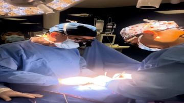 إجراء عملية نوعية في مركز الملكة علياء لأمراض وجراحة القلب إجراء عملية نوعية في مركز الملكة علياء لأمراض وجراحة القلب