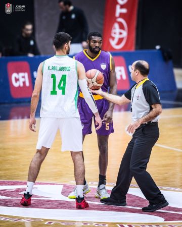 الوحدات يستهل ربع النهائي بفوز مستحق على الإنجليزية