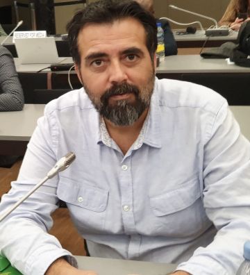 الكرامة الإنسانية بين الجوهر الثابت وظلال الواقع الكرامة الإنسانية بين الجوهر الثابت وظلال الواقع