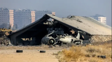 إسرائيل تهاجم مستودعات أسلحة للجيش السوري