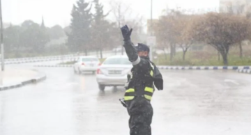 الدوريات الخارجية: تحذير لمستخدمي طريق رأس النقب بسبب تساقط الثلوج وبدء تماسكها الدوريات الخارجية: تحذير لمستخدمي طريق رأس النقب بسبب تساقط الثلوج وبدء تماسكها