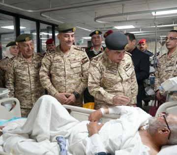 القوات المسلحة تعود المرضى وتشارك مرتباتها فرحة أول أيام العيد القوات المسلحة تعود المرضى وتشارك مرتباتها فرحة أول أيام العيد