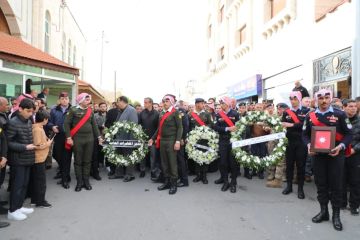 مديرية الأمن العام تشيع شهداءها المواجدة والرقب والدويكات