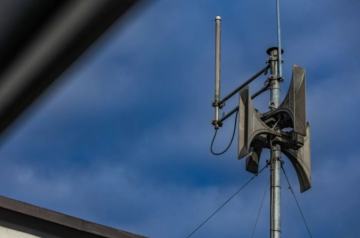 متى بدأ استخدام صافرات الإنذار؟ ولماذا تتميز بصوتها المقلق ؟