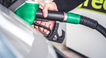 حسان: لن نعكس أسعار المحروقات عالميا بشكل كامل في هذه المرحلة حسان: لن نعكس أسعار المحروقات عالميا بشكل كامل في هذه المرحلة