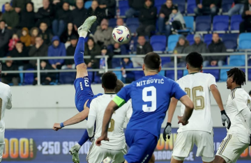 بافلوفيتش يهز شباك منتخب السعودية بهدف مقصي مذهل