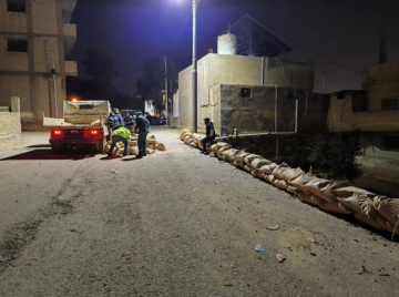 فرق طوارئ بلدية الهاشمية الجديدة تواصل عملها الميداني