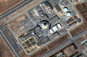 هيئة البث الإسرائيلية: نية لشن هجمات قريبة على أهداف ومواقع نووية إيرانية