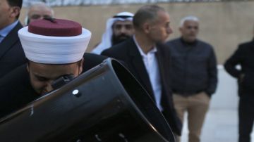 الأردن يتحرى هلال شوال الخميس