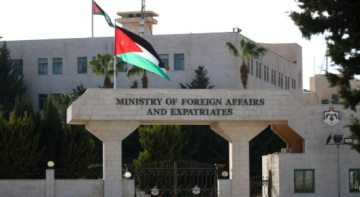 الأردن يدين منع إسرائيل لبطريرك اللاتين في القدس من الوصول إلى كنيسة القيامة