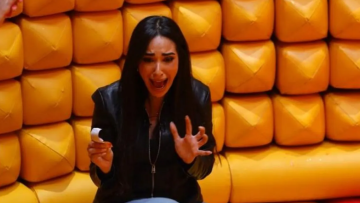 انهيار آية سماحة في رامز ليفل الوحش : لمي لسانك بعد كده 