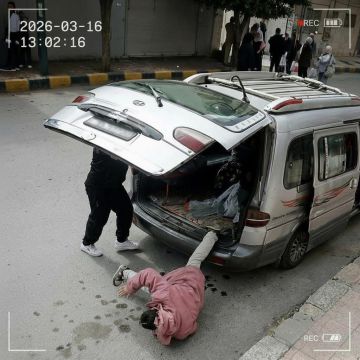 خبير قانوني لـ سرايا : رمي الطفلة أرضا ليس تأديبا .. بل جريمة إيذاء يعاقب عليها القانون