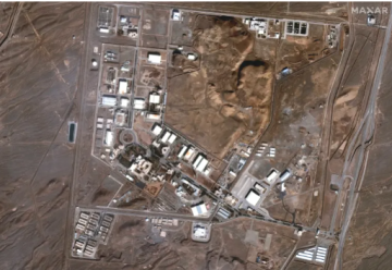 إيران: إسرائيل والولايات المتحدة هاجمتا مركز نطنز النووي