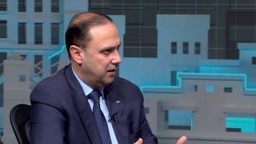 المومني: لا عطلة رسمية بسبب المنخفض الجوي 