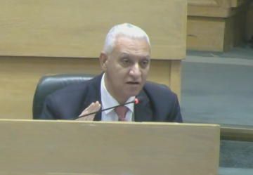 بالفيديو .. النائب حسين العموش: الحكومة عاملة حزيرة رمضانية .. ويلي بعرفها جائزته غسالة بحوضين بالفيديو .. النائب حسين العموش: الحكومة عاملة حزيرة رمضانية .. ويلي بعرفها جائزته غسالة بحوضين