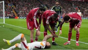 غلطة سراي يشكو ليفربول بعد بتر إصبع لاعبه!!