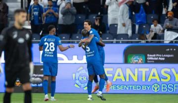 الهلال يحل ضيفا على الفتح في سباق الصدارة