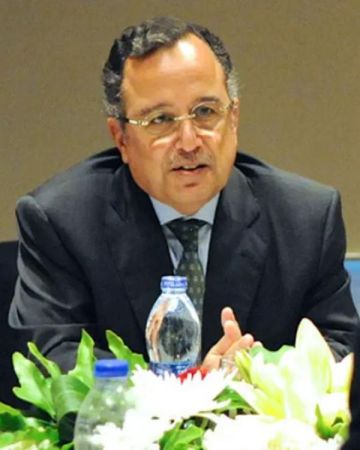 نبيل فهمي أمينا عاما لجامعة الدول العربية خلفا لأبو الغيط نبيل فهمي أمينا عاما لجامعة الدول العربية خلفا لأبو الغيط