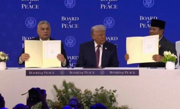 الرئيس الإندونيسي يلوح بالانسحاب من مجلس ترامب للسلام