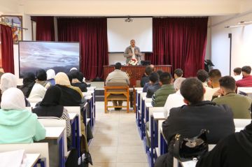 جامعة الزرقاء تنظم محاضرة بمناسبة ذكرى تعريب قيادة الجيش العربي